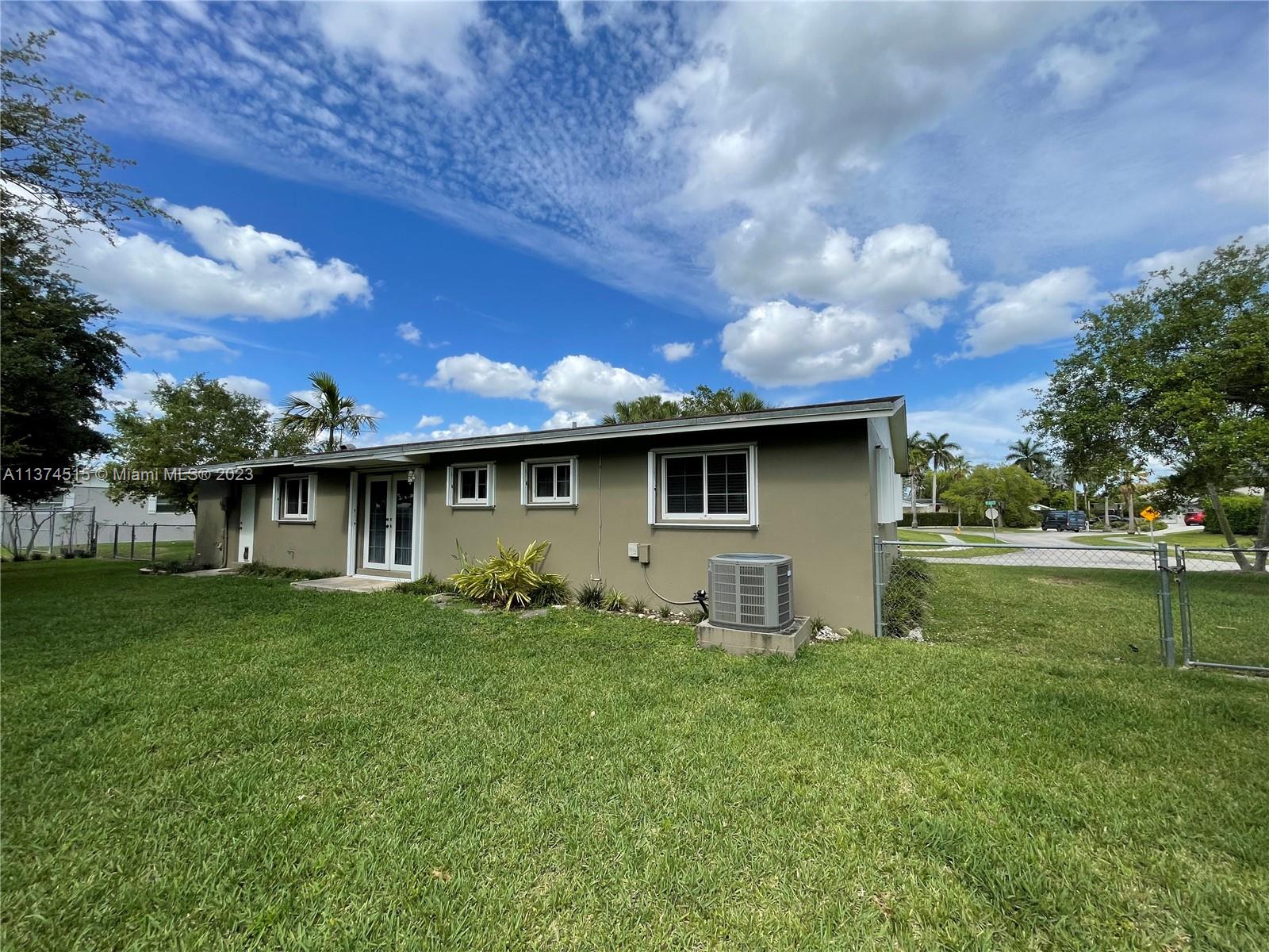 UNIVERSAL ESTATES SOUTH A - Residential