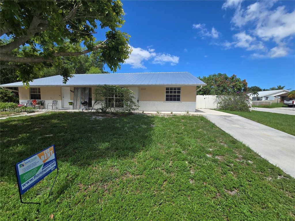 Photo of 4439 SE Hamilton Ln #4439, Stuart, FL 34997 (MLS # A11632425)