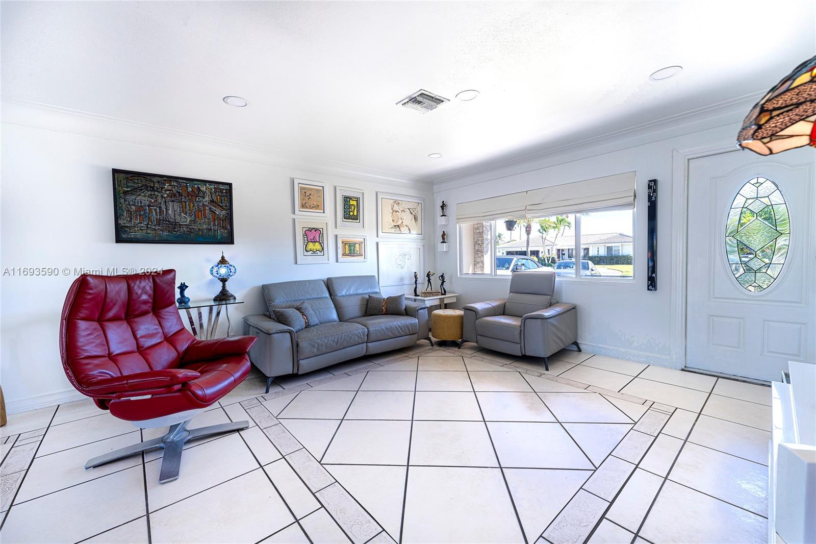 SNUG HARBOR SEC FOUR - Residential