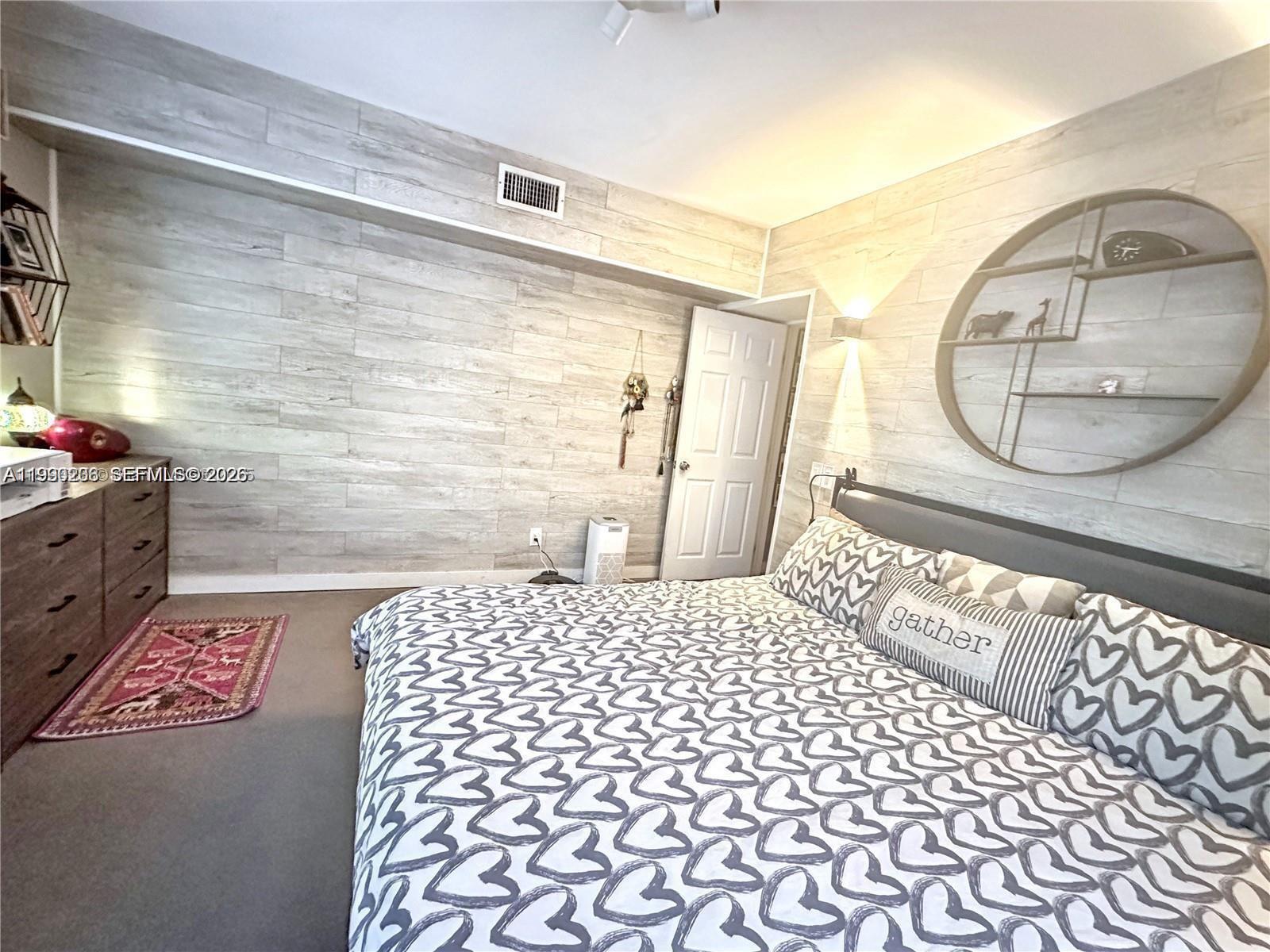 PARK SQUARE CONDO - Residential