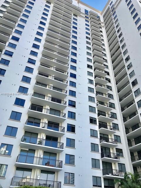 NINE AT MARY BRICKELL VIL - Residential Lease