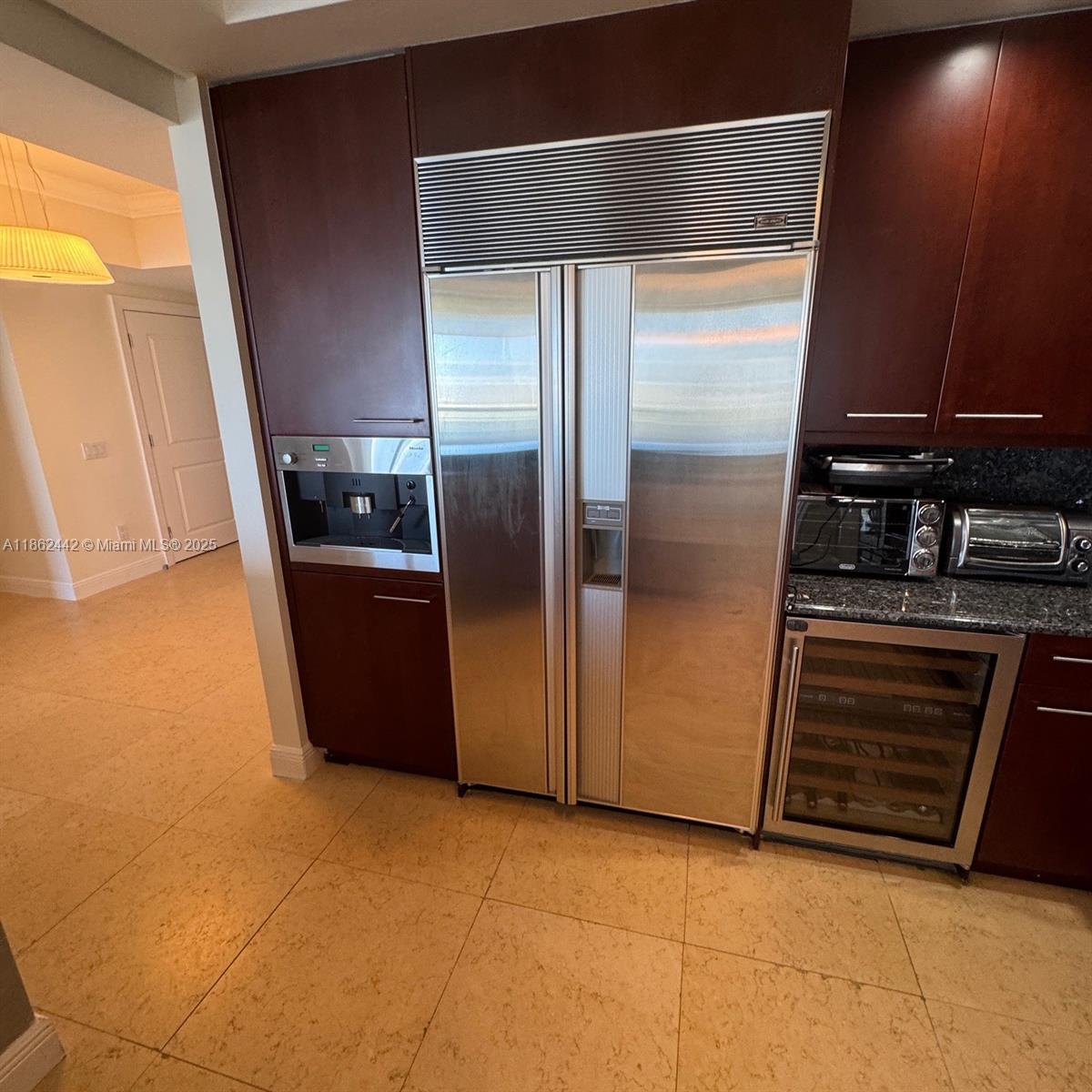 BELLAMARE @ WILLIAMS ISLA - Residential Lease