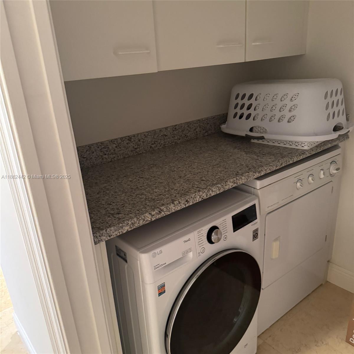 BELLAMARE @ WILLIAMS ISLA - Residential Lease