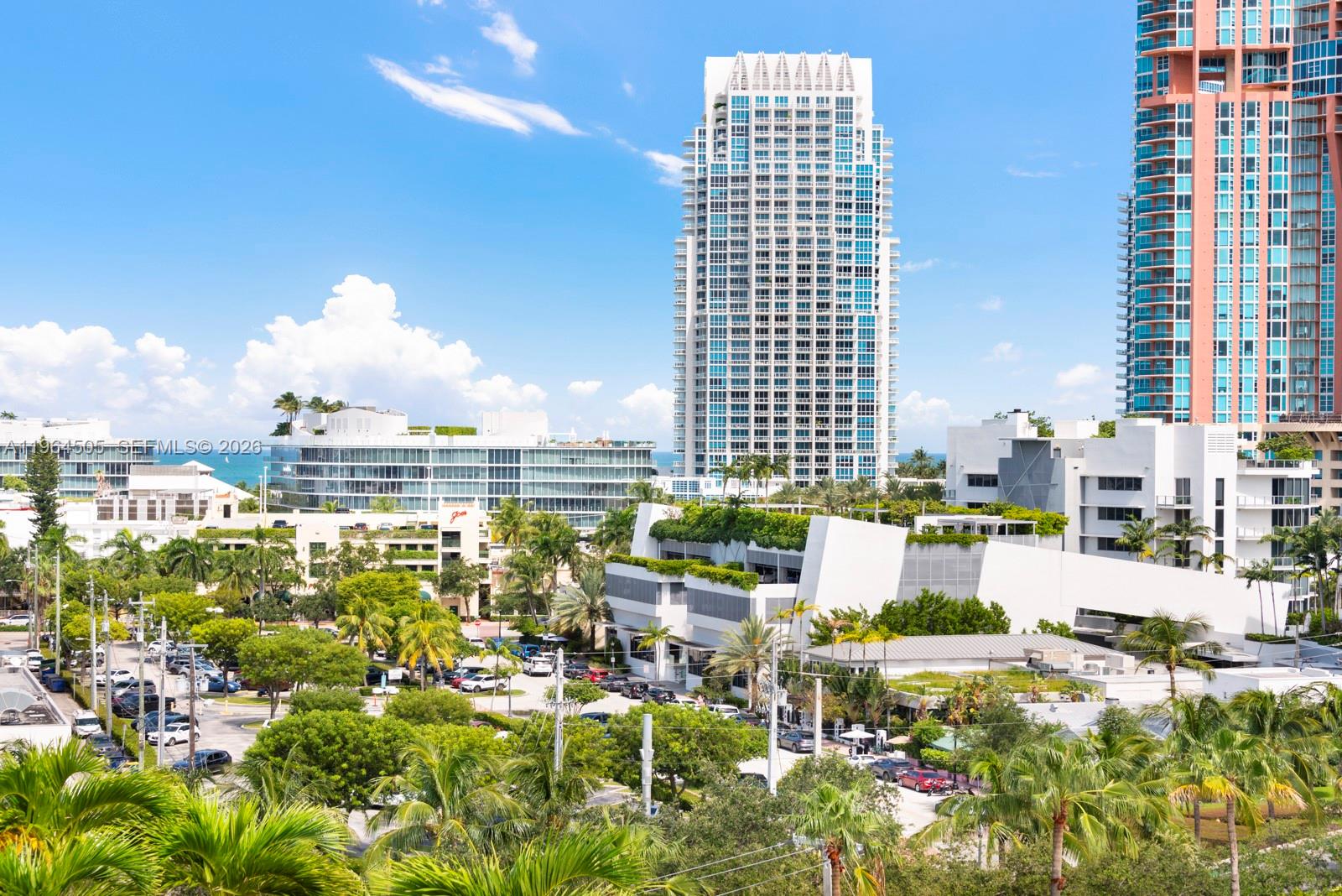 YACHT CLUB AT PORTOFINO C - Residential