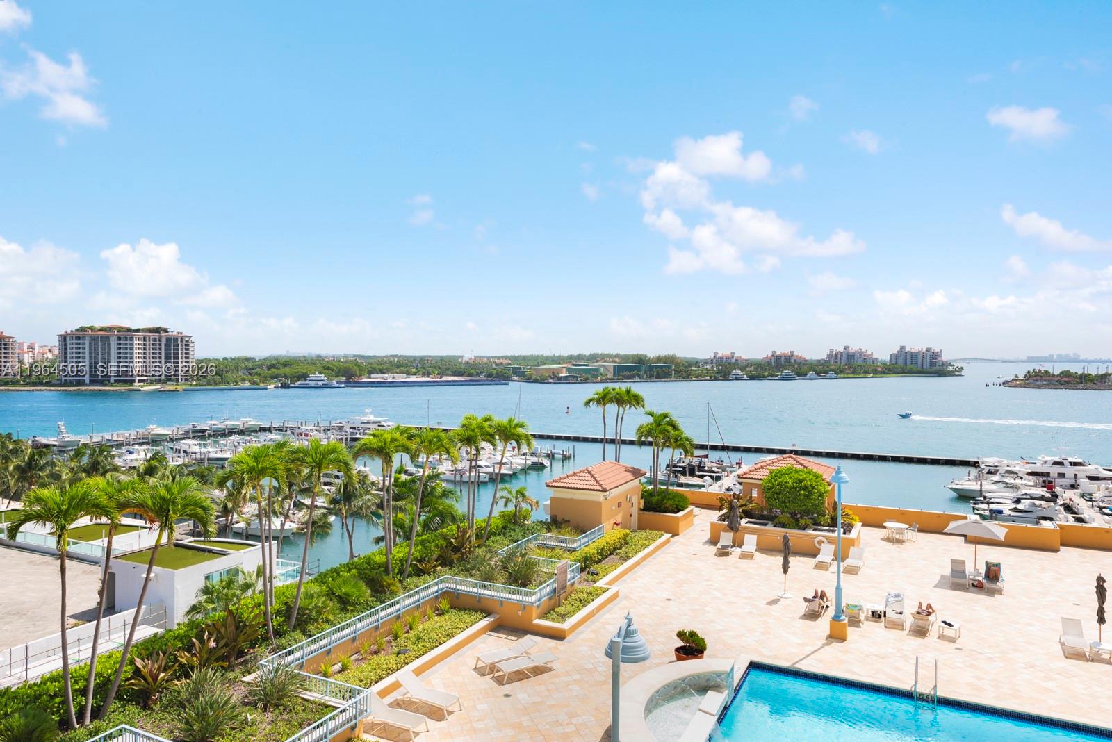YACHT CLUB AT PORTOFINO C - Residential