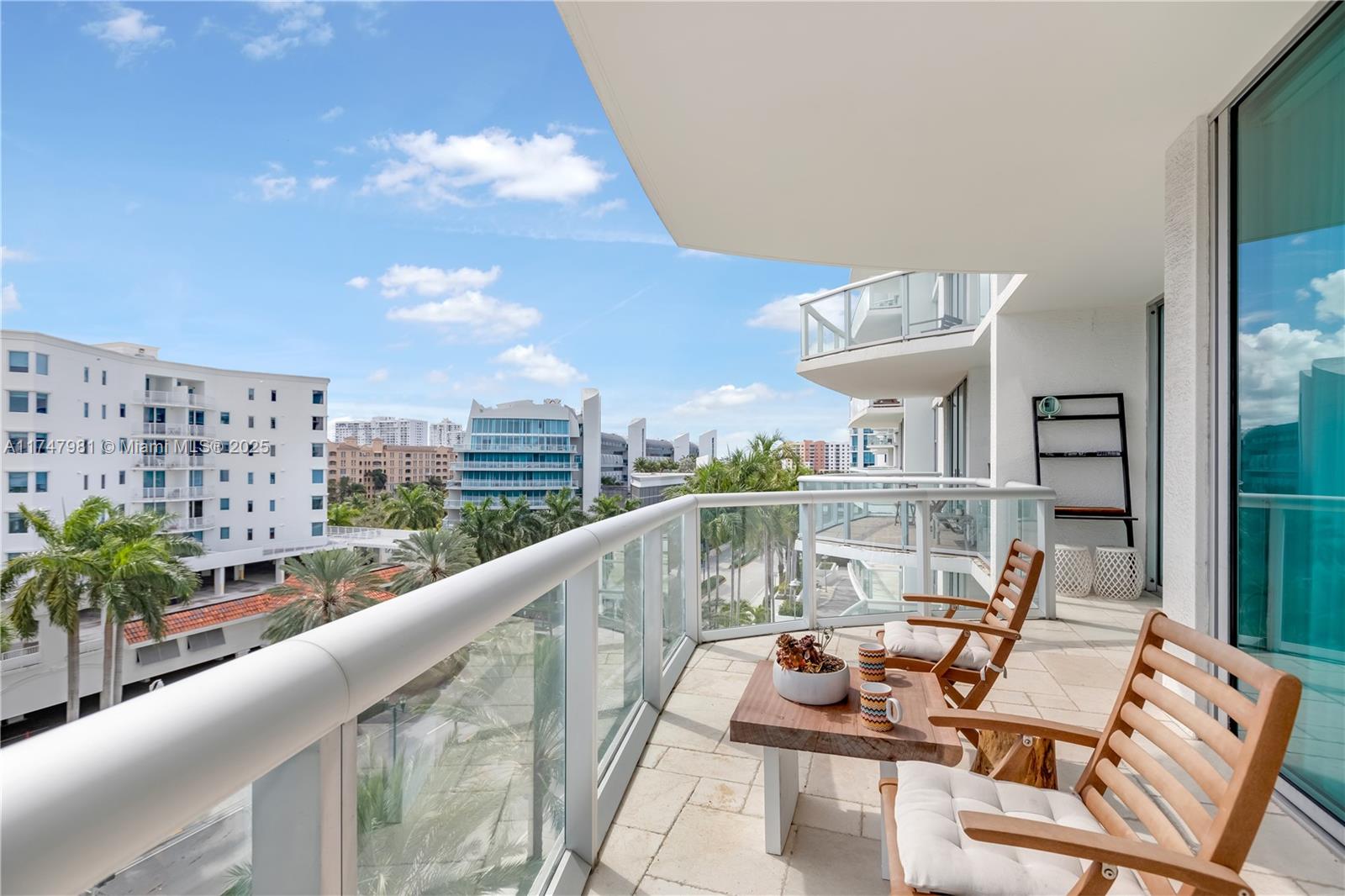 Property for Sale at 3131 Ne 188th St 2-710, Aventura, Miami-Dade County, Florida - Bedrooms: 2 
Bathrooms: 2  - $580,000