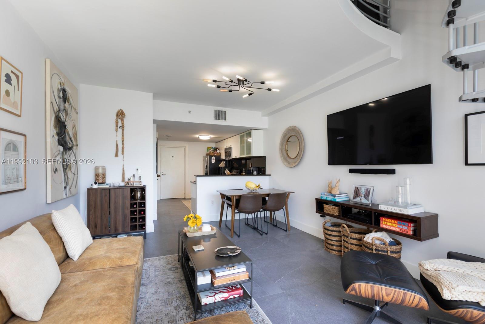 3339 Virginia St 311