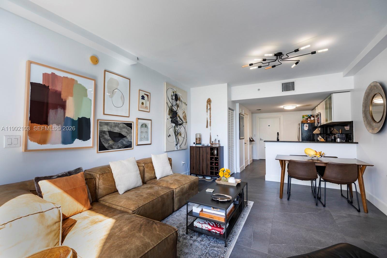 3339 Virginia St 311