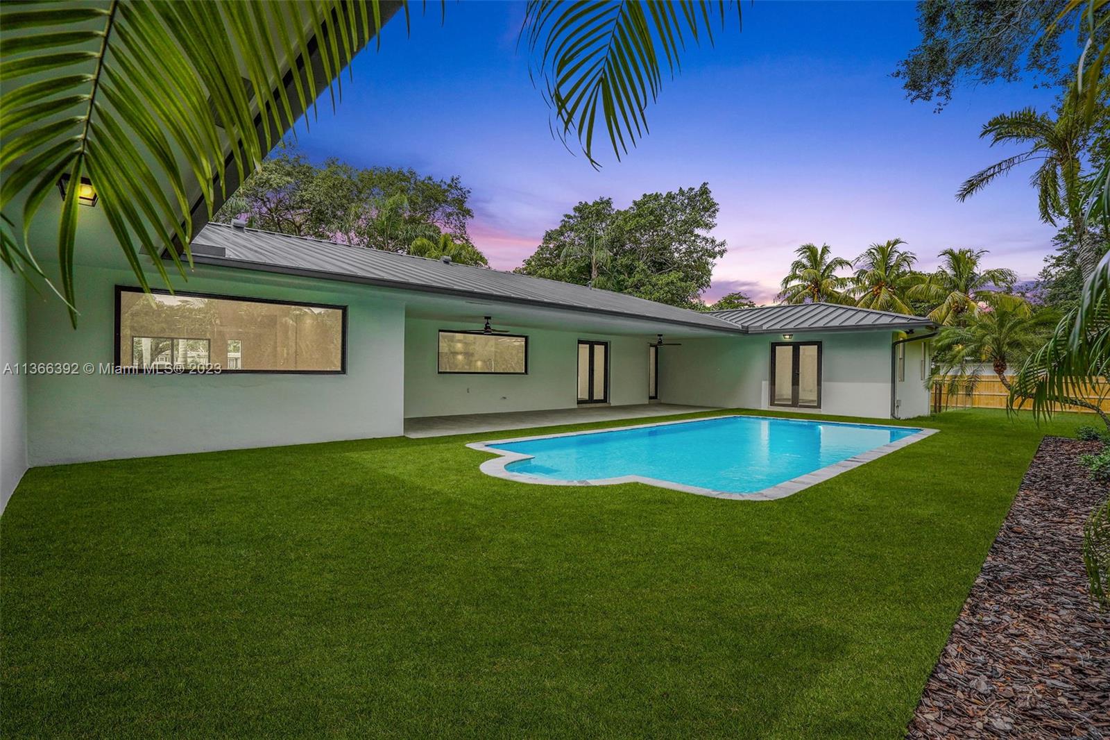 HELMS COUNTRY ESTATES RE- - Residential