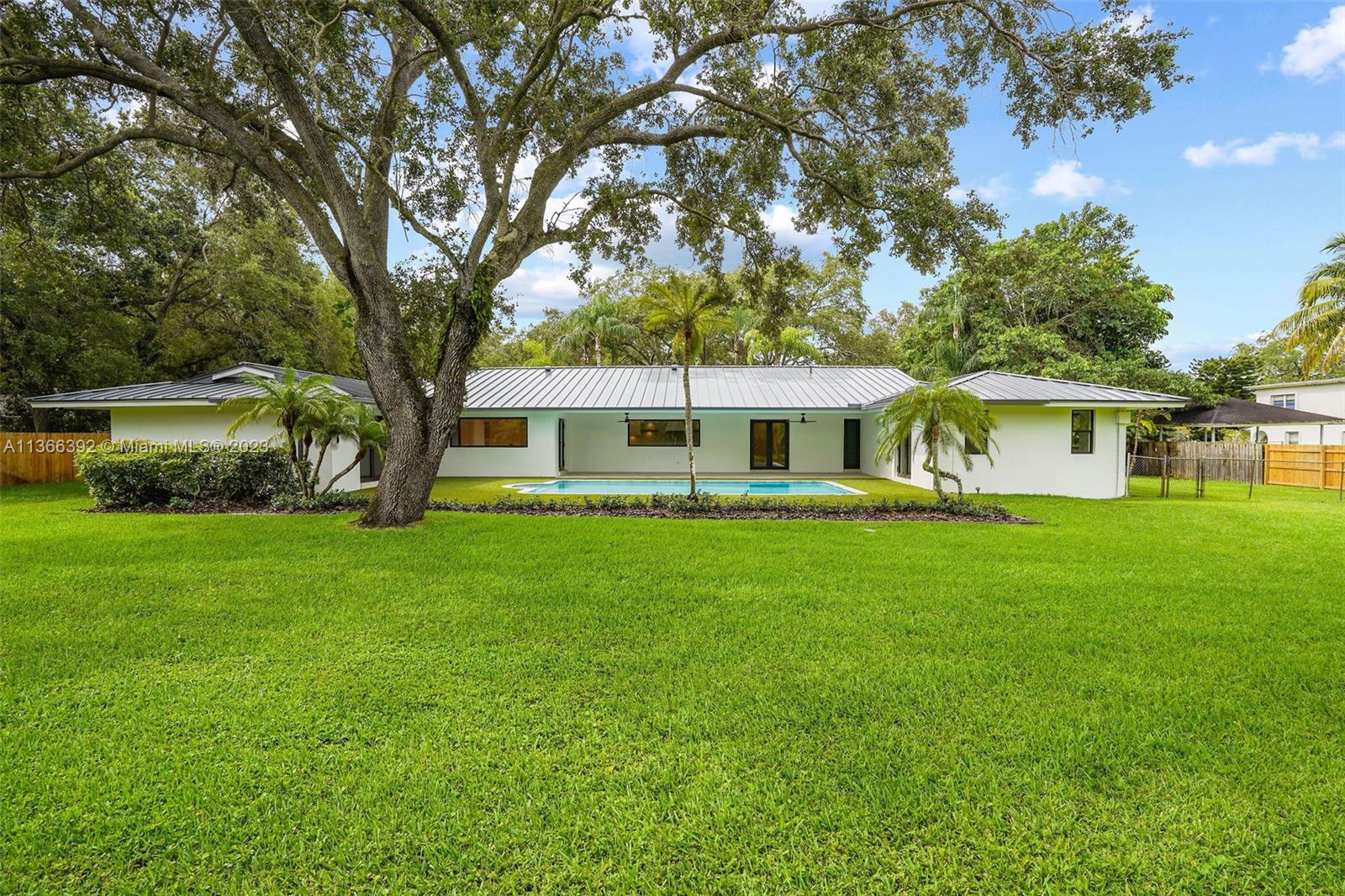 HELMS COUNTRY ESTATES RE- - Residential