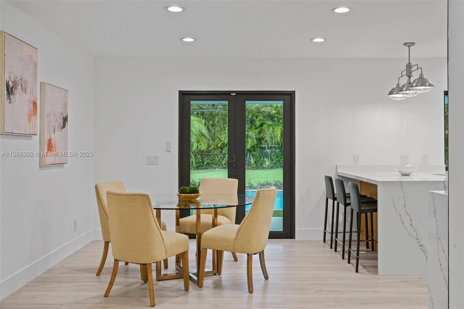 HELMS COUNTRY ESTATES RE- - Residential