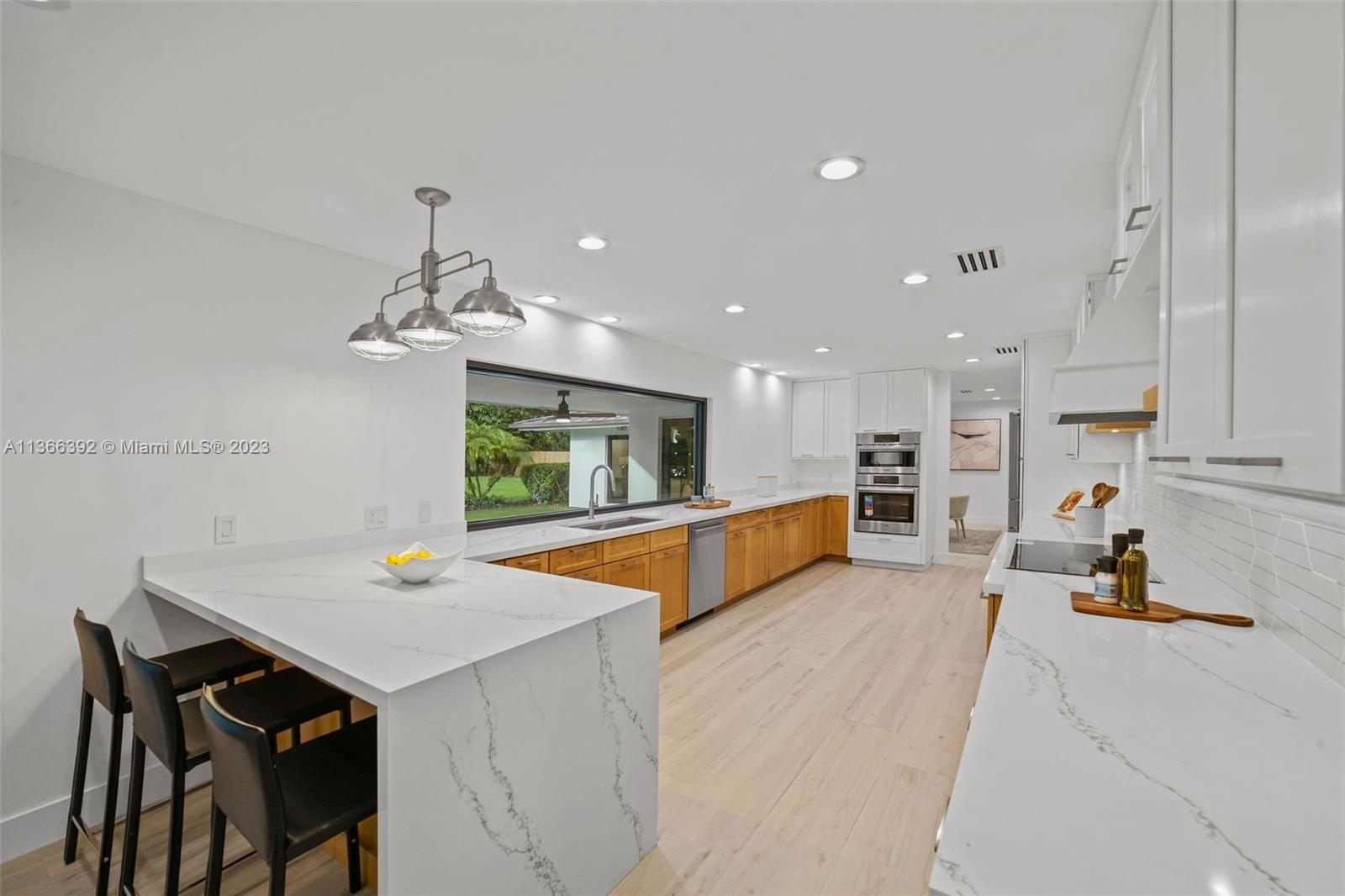 HELMS COUNTRY ESTATES RE- - Residential