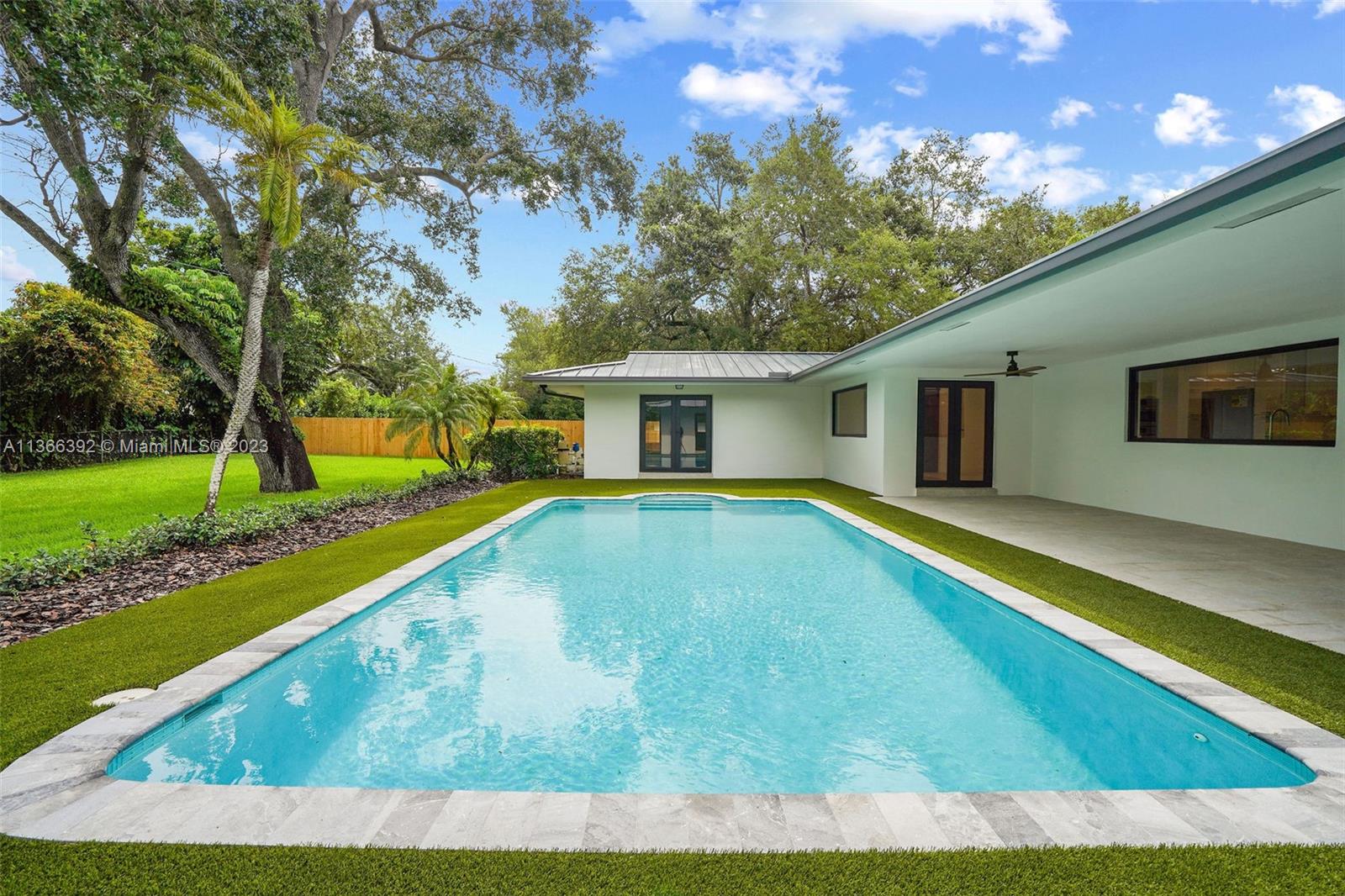 HELMS COUNTRY ESTATES RE- - Residential