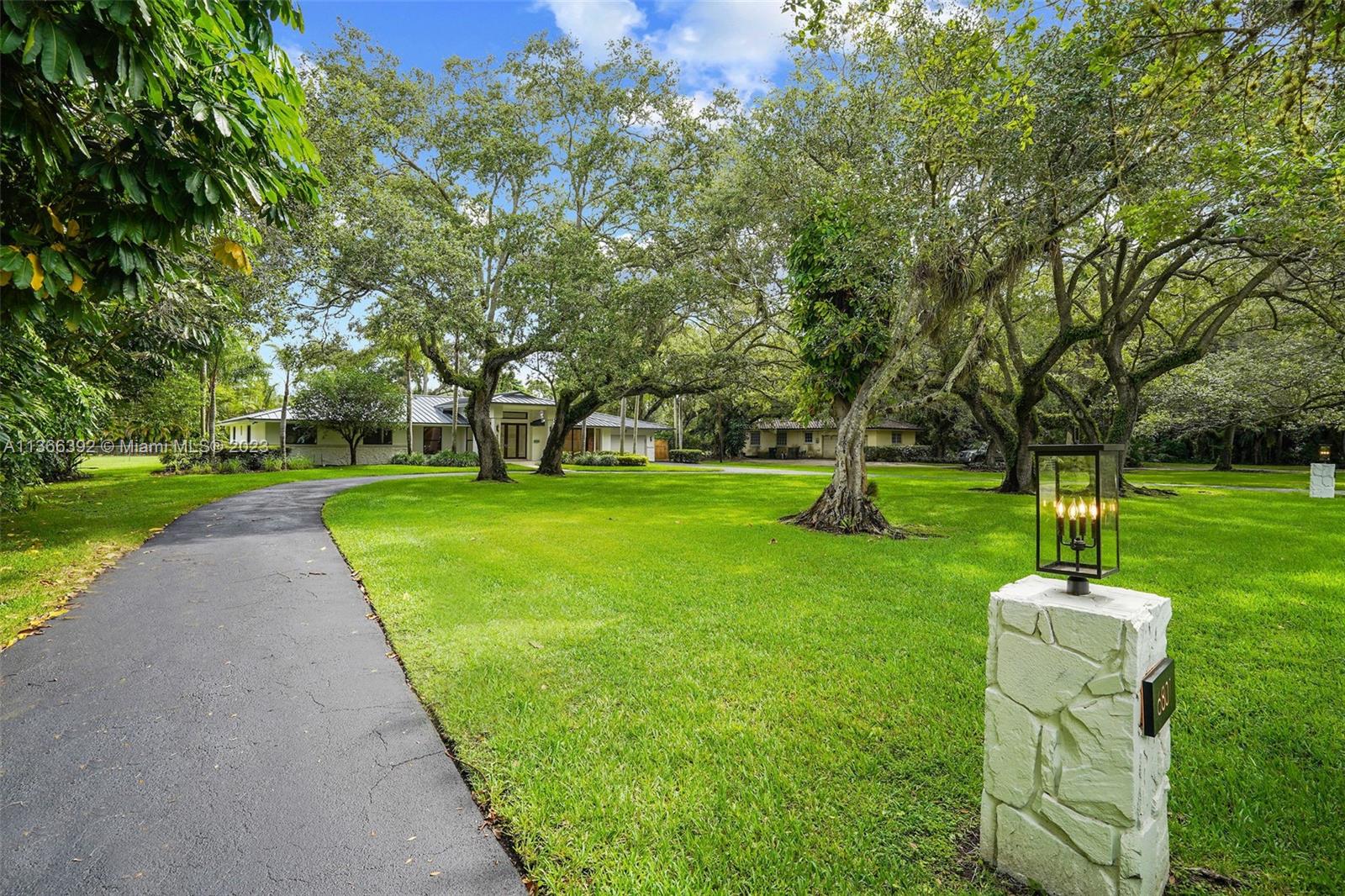 HELMS COUNTRY ESTATES RE- - Residential