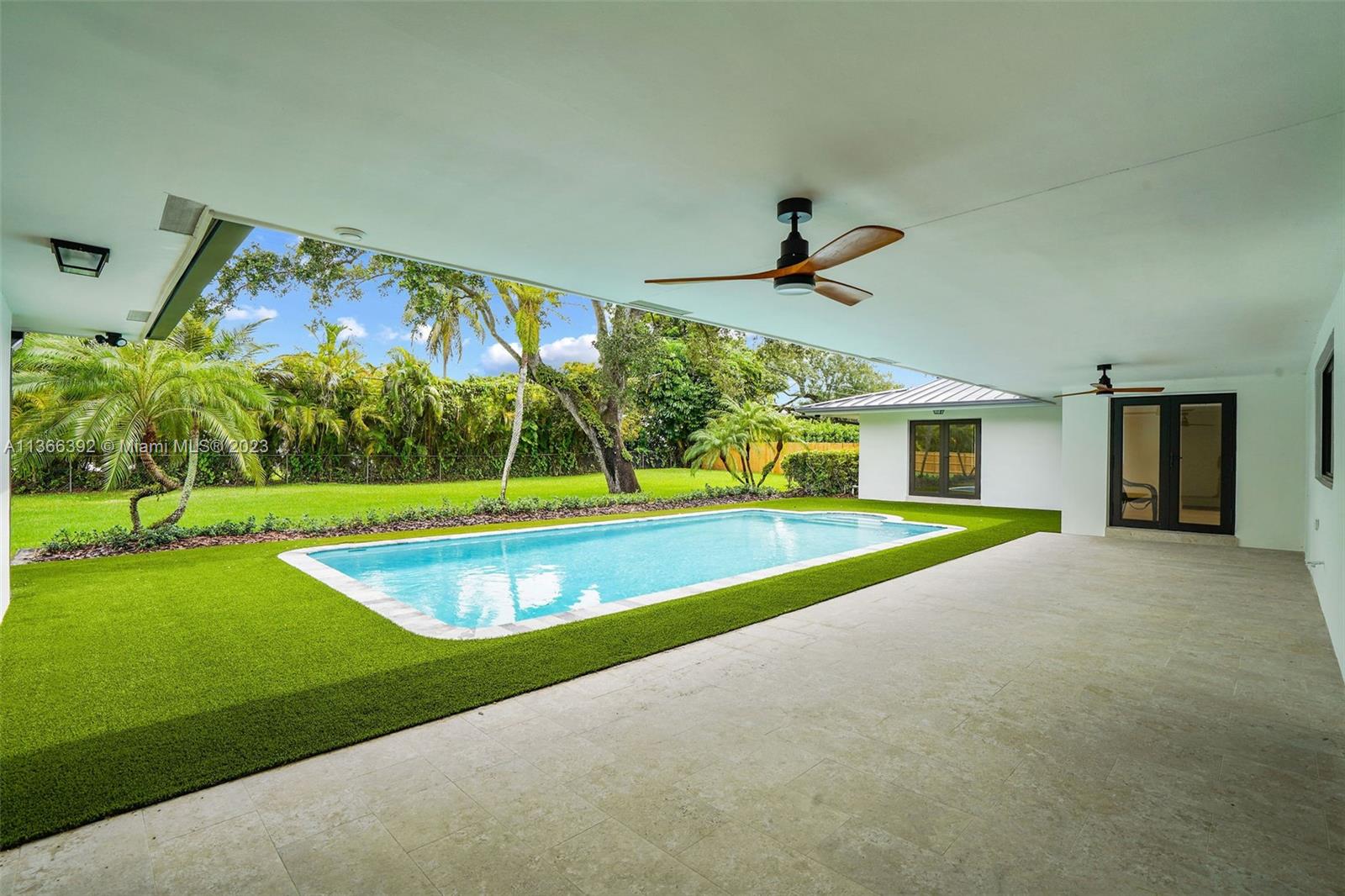 HELMS COUNTRY ESTATES RE- - Residential