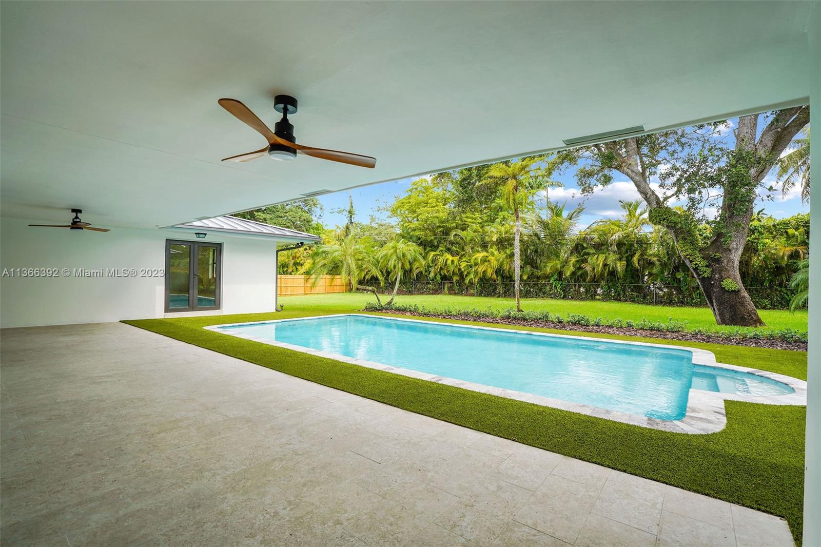 HELMS COUNTRY ESTATES RE- - Residential