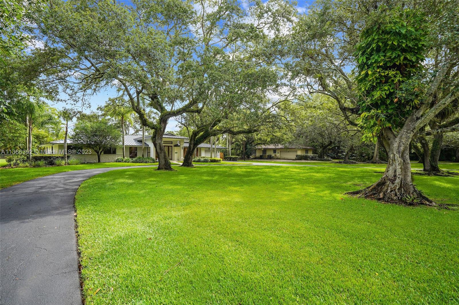 HELMS COUNTRY ESTATES RE- - Residential