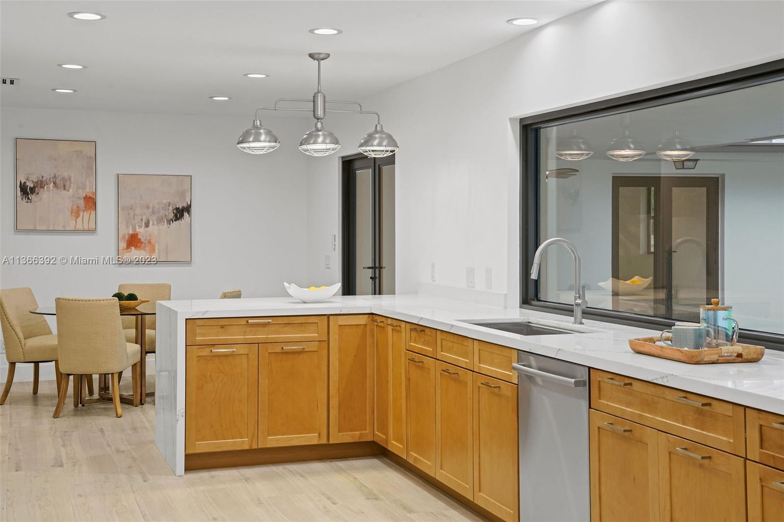 HELMS COUNTRY ESTATES RE- - Residential