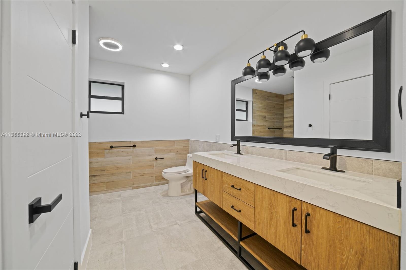 HELMS COUNTRY ESTATES RE- - Residential