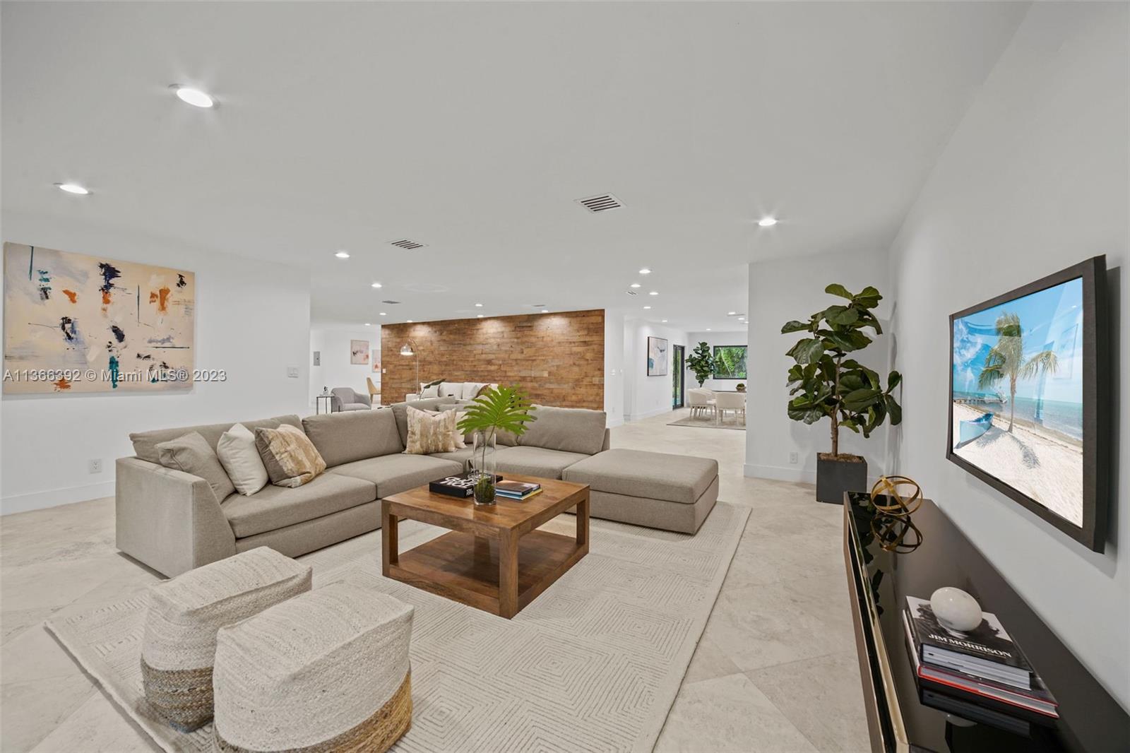 HELMS COUNTRY ESTATES RE- - Residential