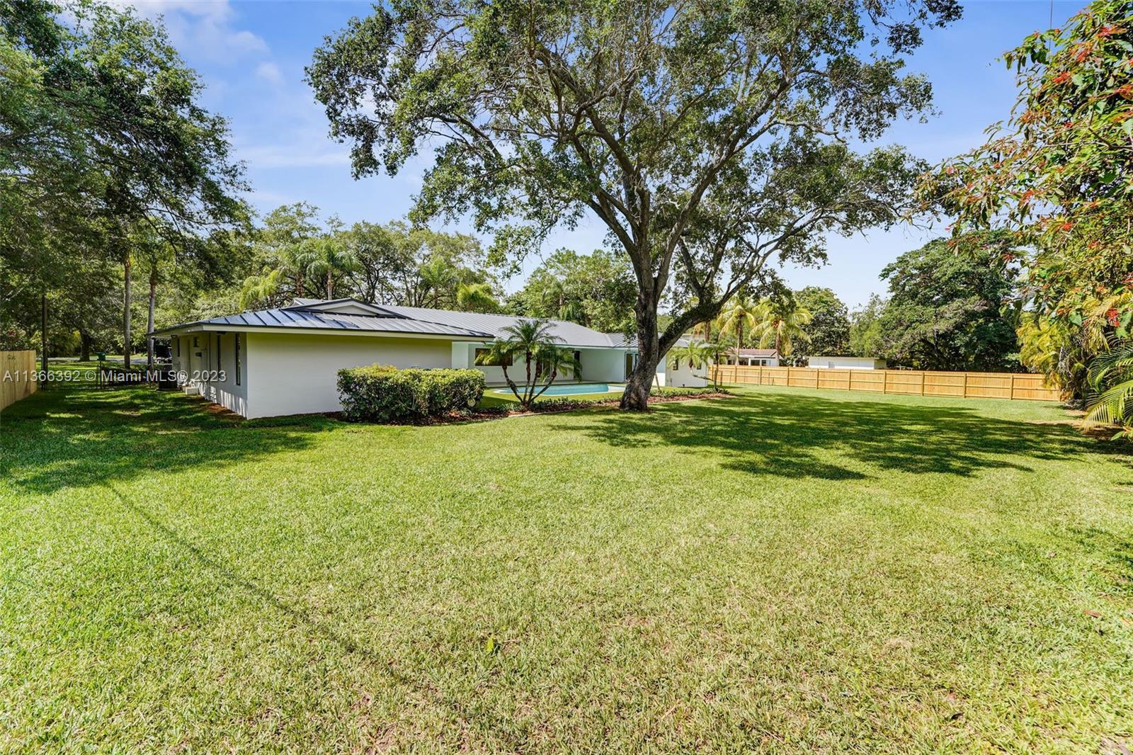 HELMS COUNTRY ESTATES RE- - Residential