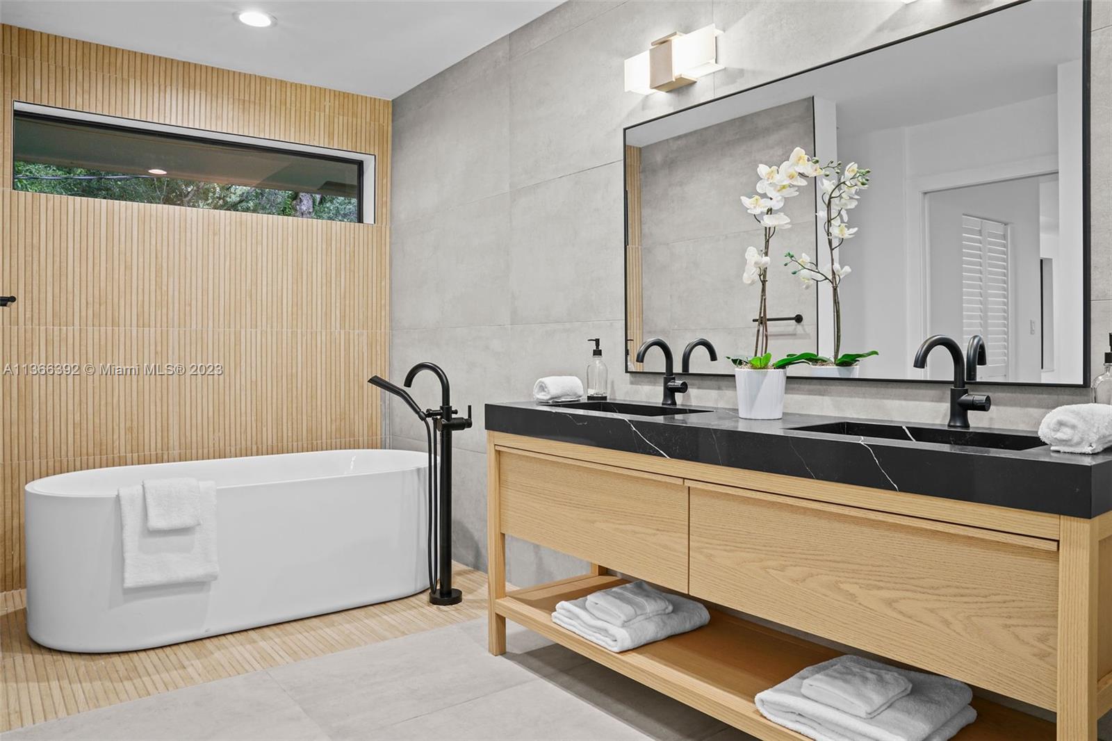 HELMS COUNTRY ESTATES RE- - Residential