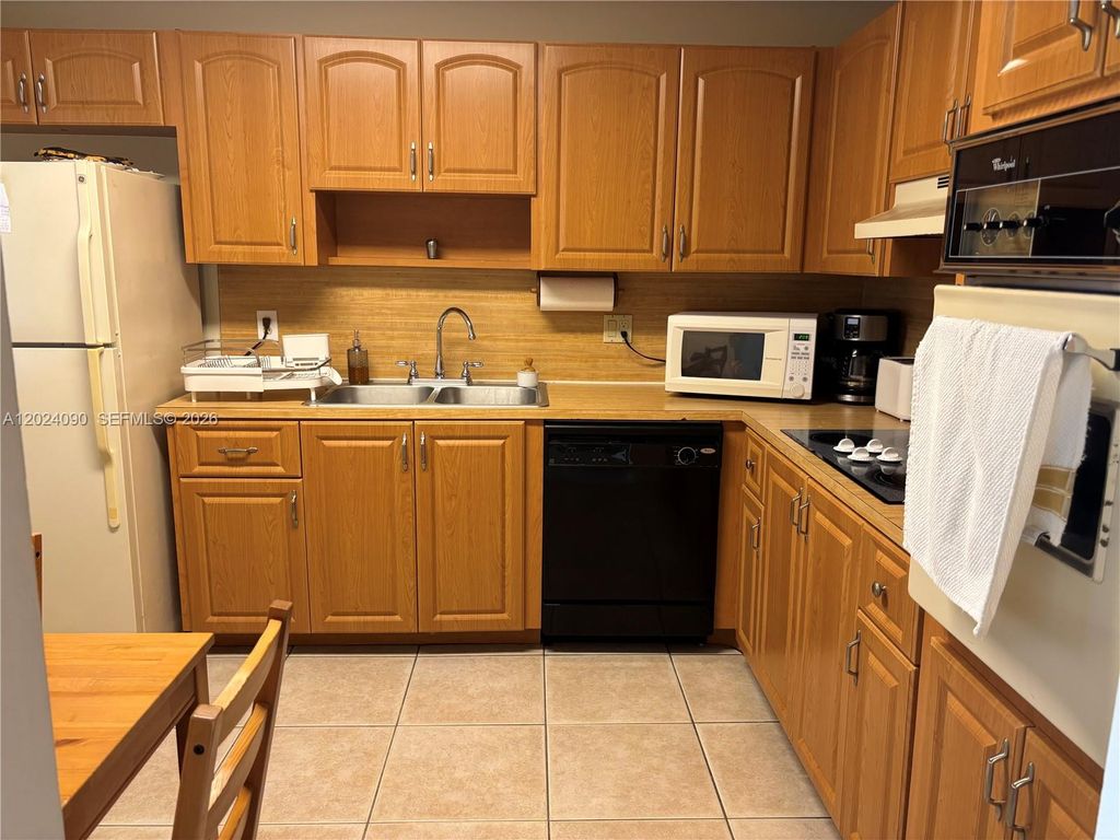 Photo of Weston, FL 33326 (MLS # A12024090)