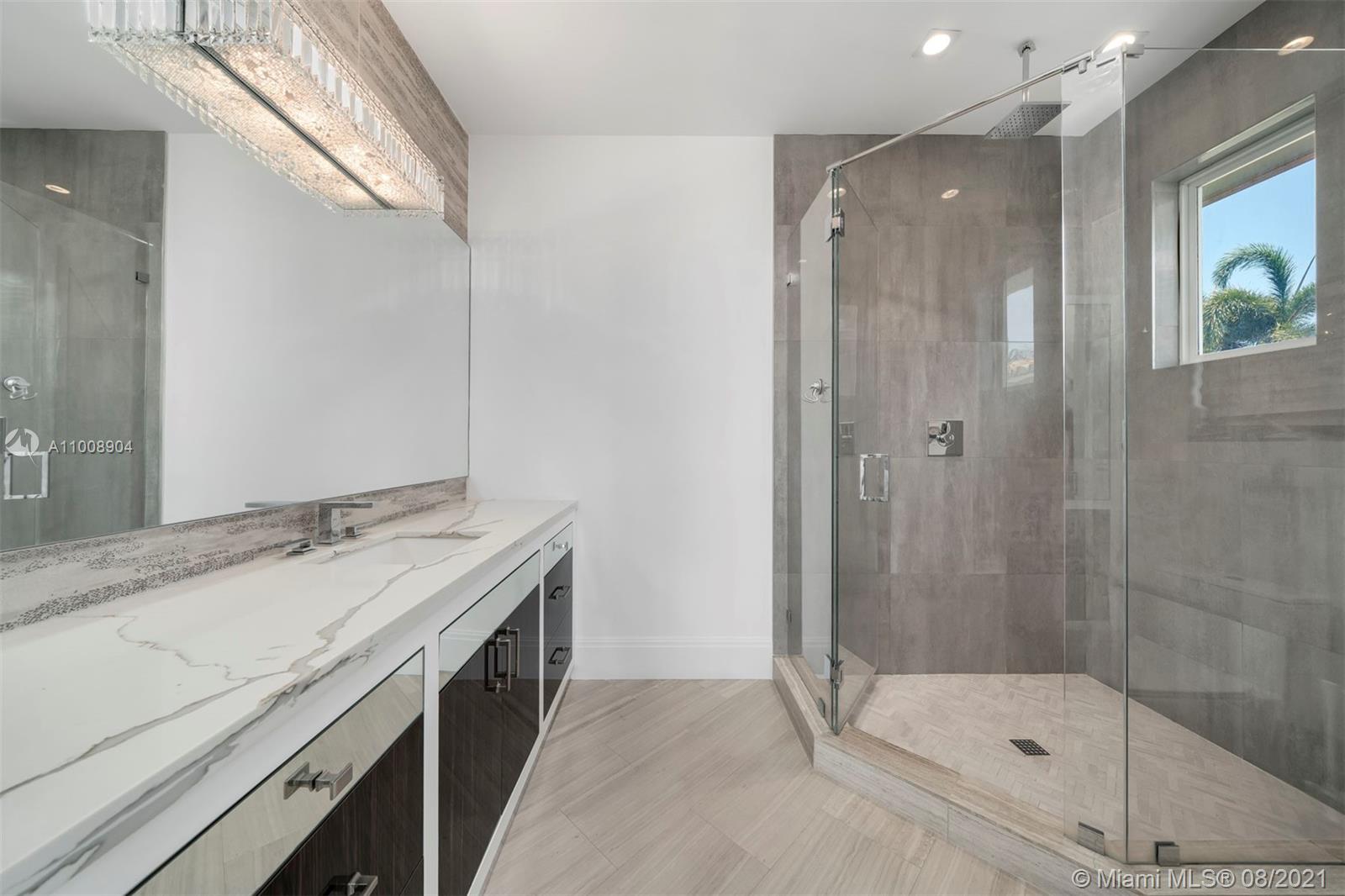 PELICAN ISLE - Residential