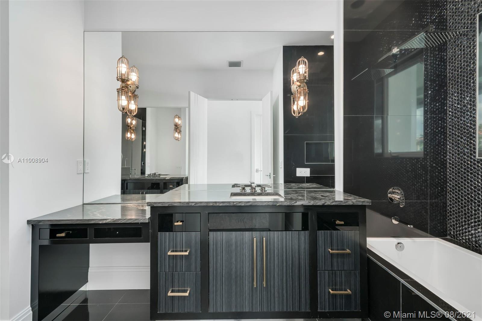 PELICAN ISLE - Residential