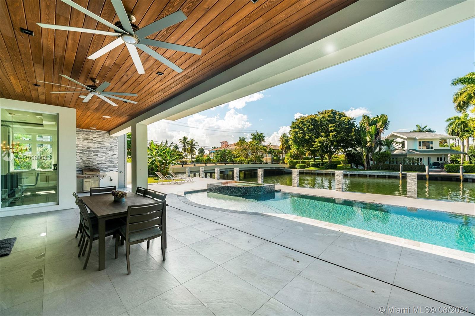 PELICAN ISLE - Residential