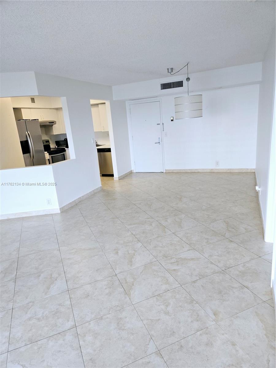 Rental Property at 3300 Ne 191st St 609, Aventura, Miami-Dade County, Florida - Bedrooms: 1 
Bathrooms: 2  - $2,000 MO.