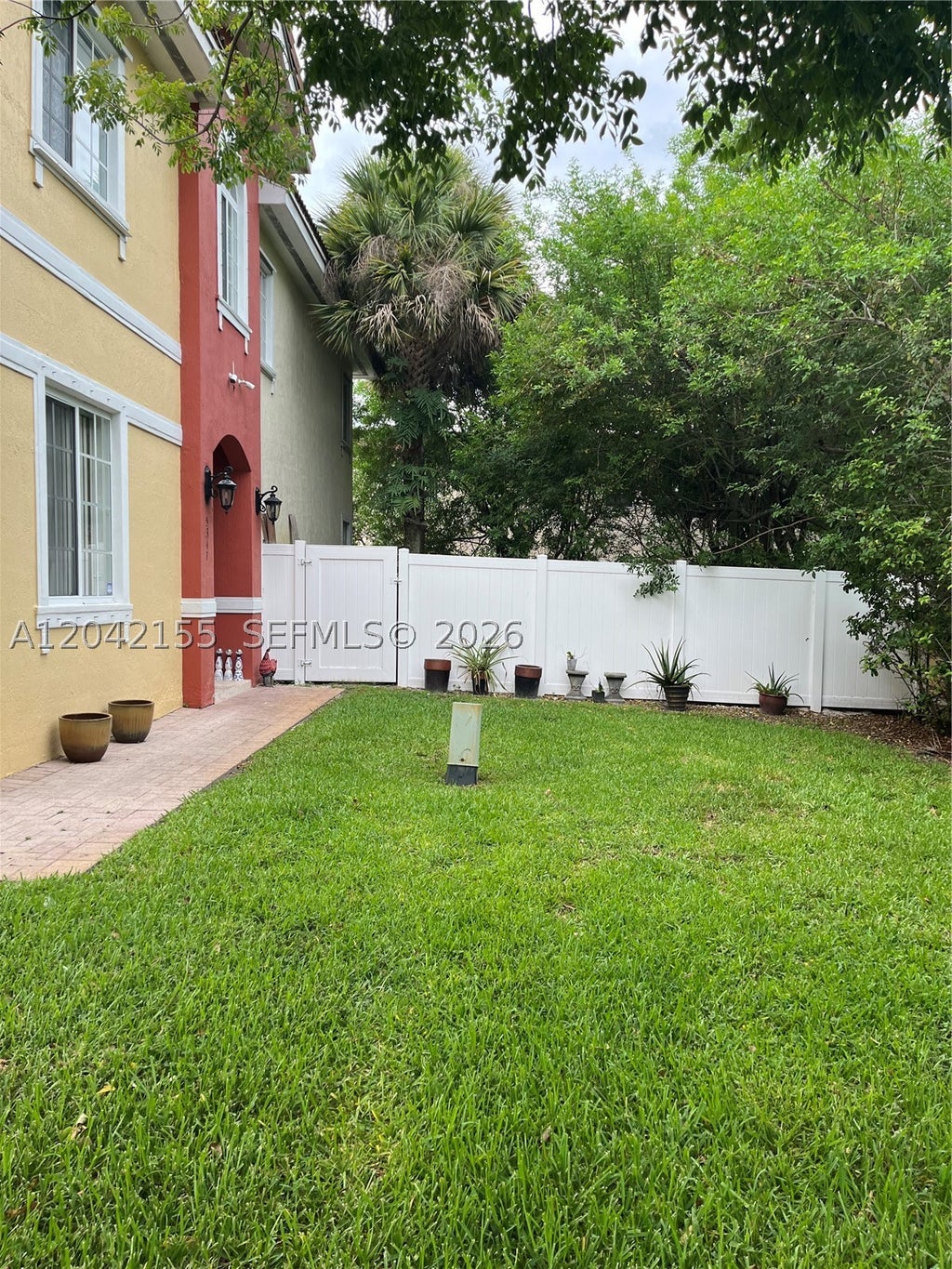 Photo of 5347 SW 40th Ave #5347, Dania Beach, FL 33314 (MLS # A12042155)