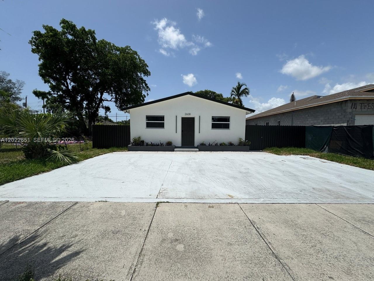 Collier City - Residential