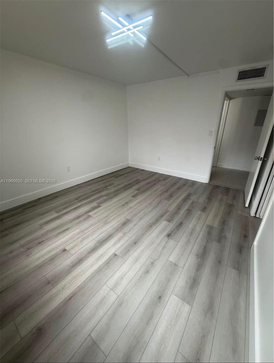 GARDENS OF KENDALL SO CON - Residential Lease