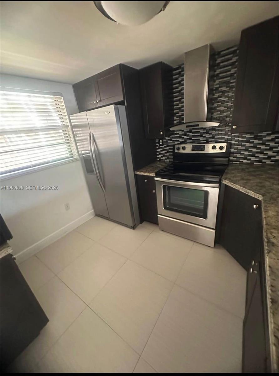 GARDENS OF KENDALL SO CON - Residential Lease