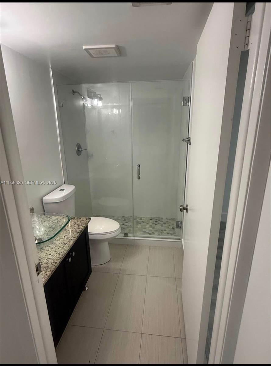 GARDENS OF KENDALL SO CON - Residential Lease