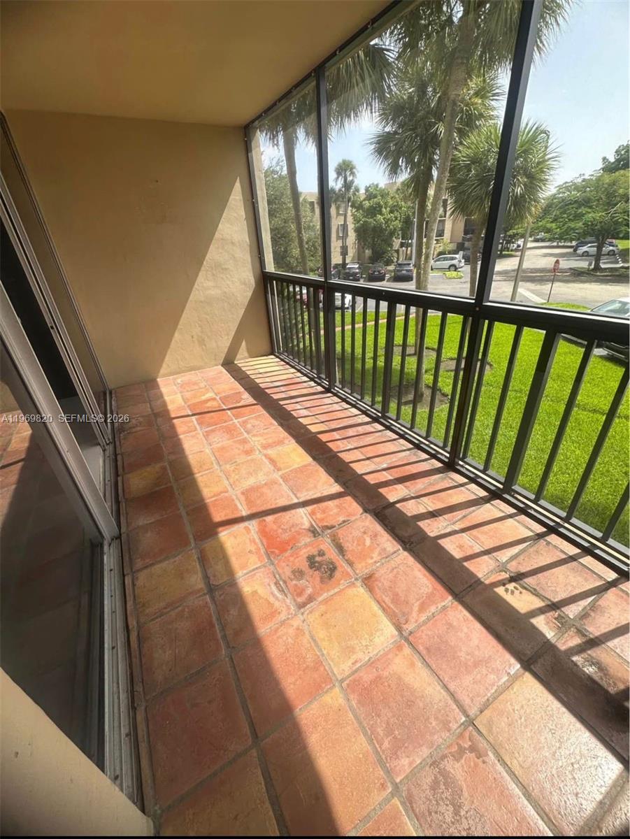 GARDENS OF KENDALL SO CON - Residential Lease