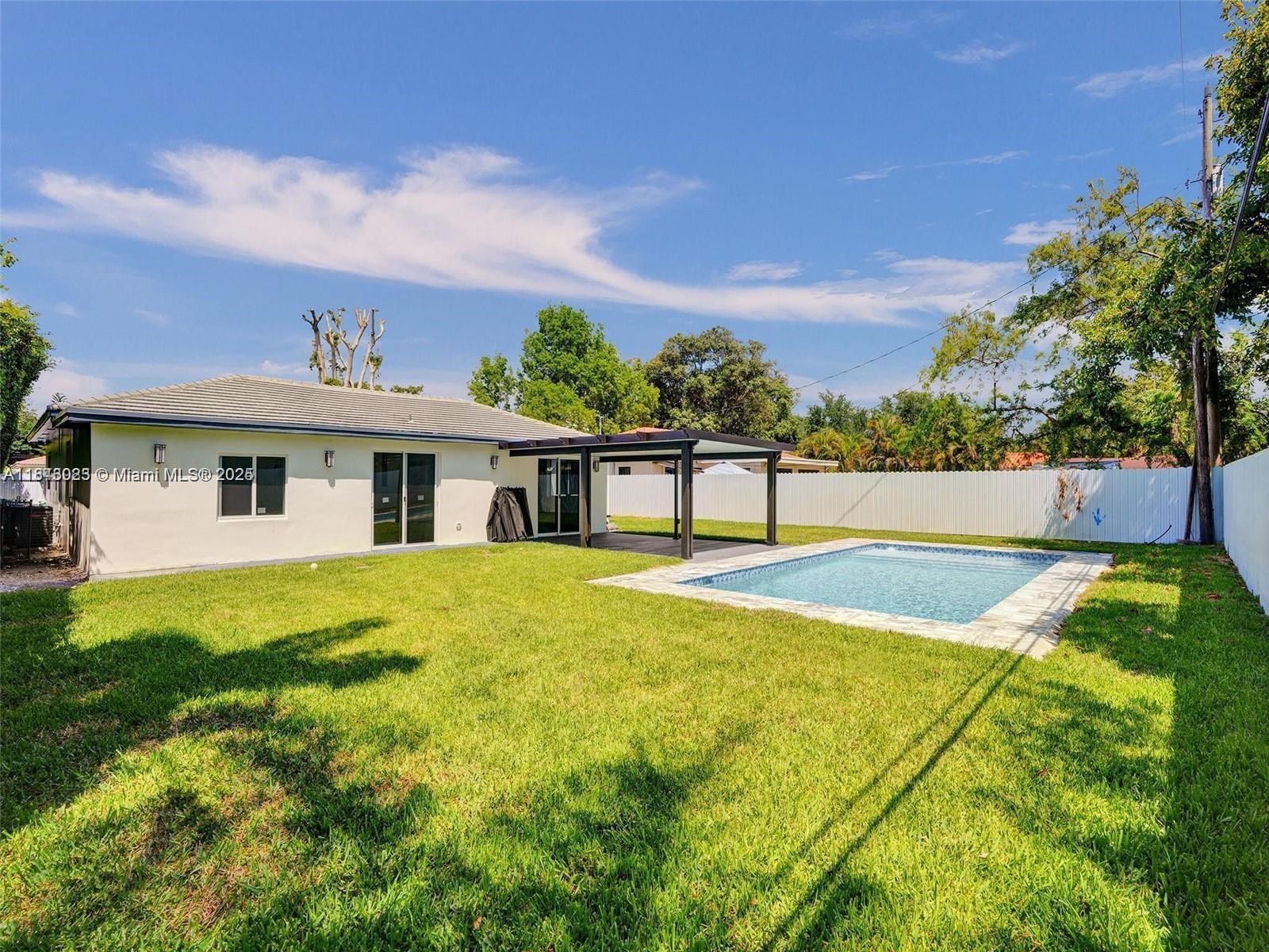 11011 NE 9th Ct 11011