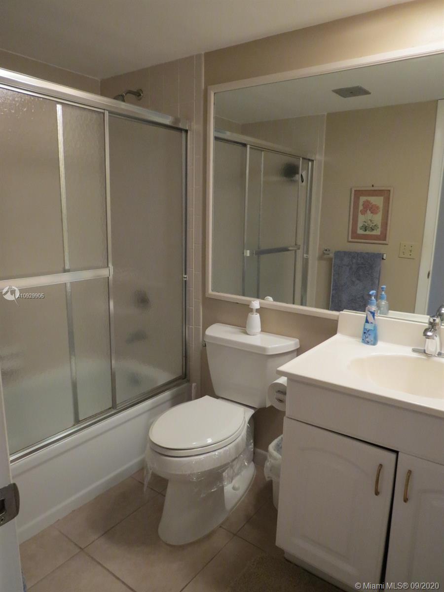CYPRESS BEND 1-D CONDO - Residential Lease