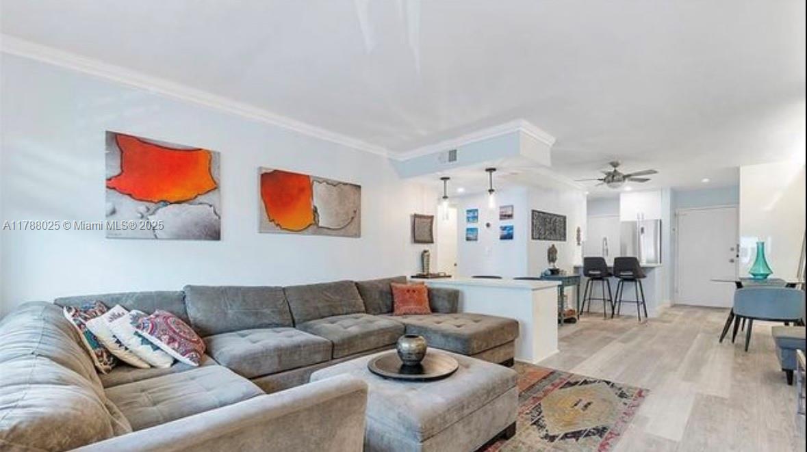 Property for Sale at 1130 11th St 4E, Miami Beach, Miami-Dade County, Florida - Bedrooms: 1 
Bathrooms: 1  - $350,000