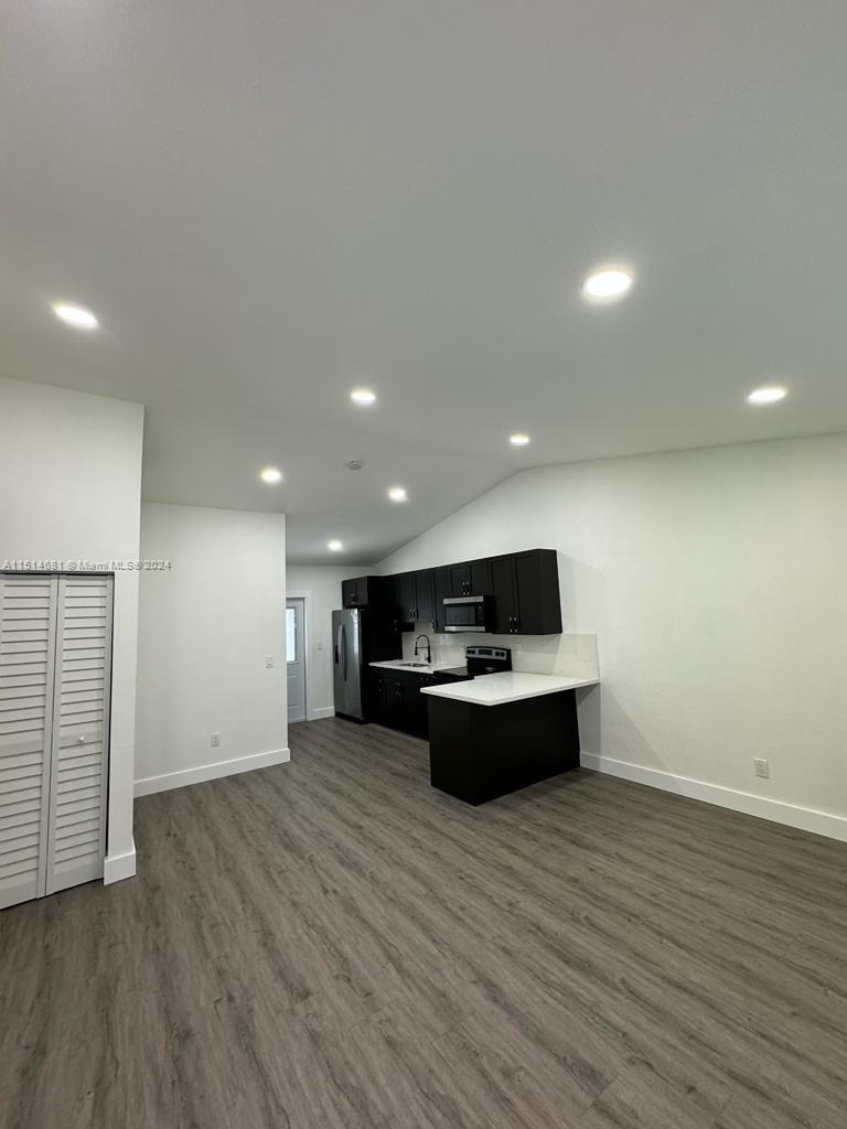 GRIFFINGS BISCAYNE PK EST - Residential Lease