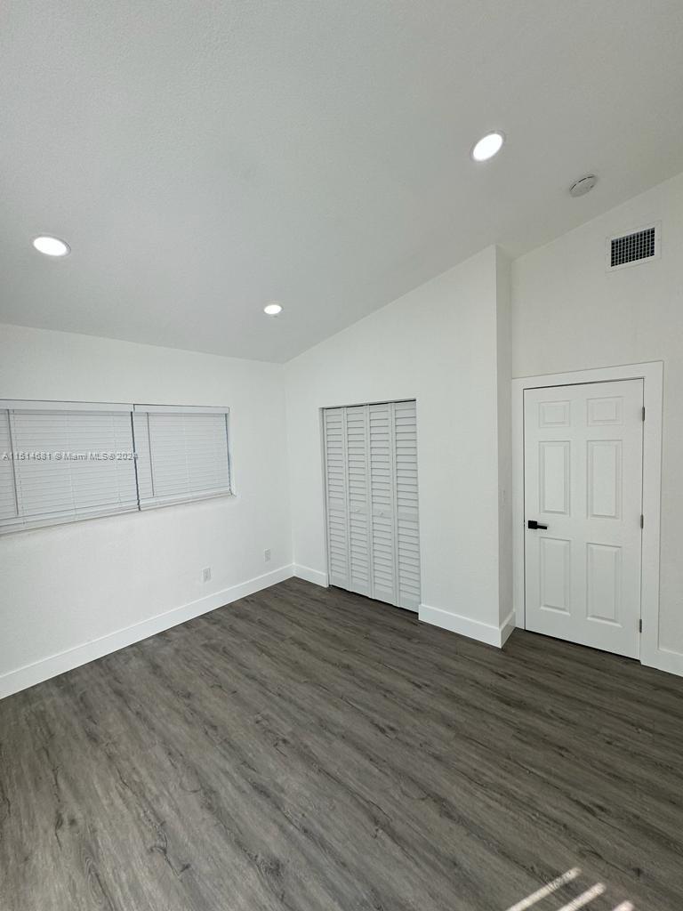 GRIFFINGS BISCAYNE PK EST - Residential Lease