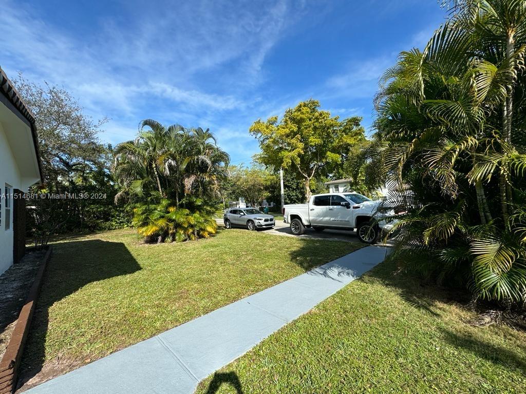 GRIFFINGS BISCAYNE PK EST - Residential Lease