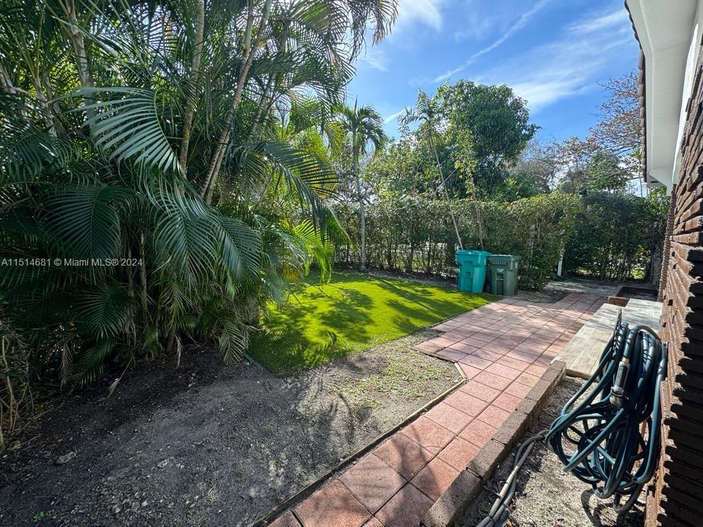 GRIFFINGS BISCAYNE PK EST - Residential Lease