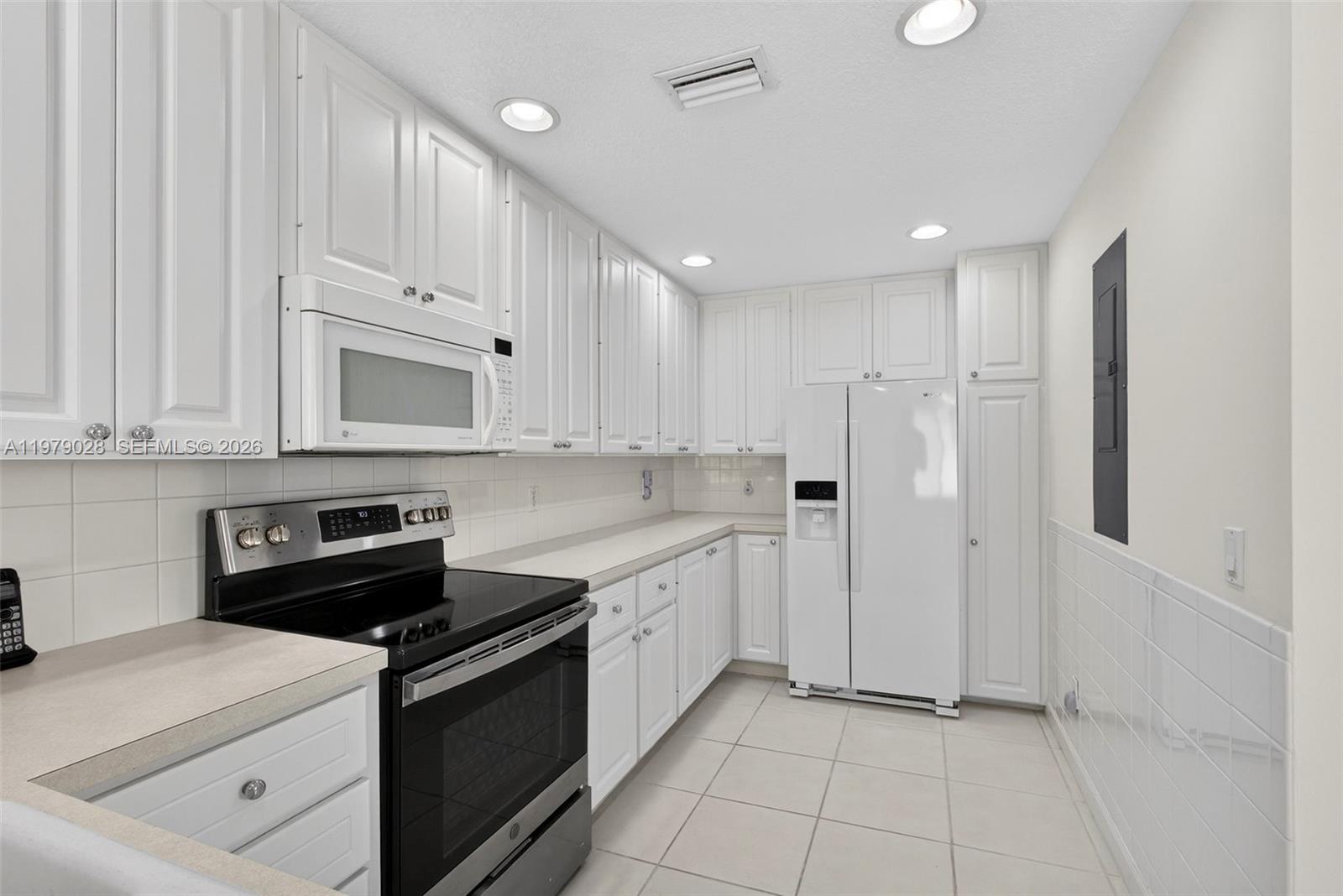 TUSCANY AT ABACOA - Residential