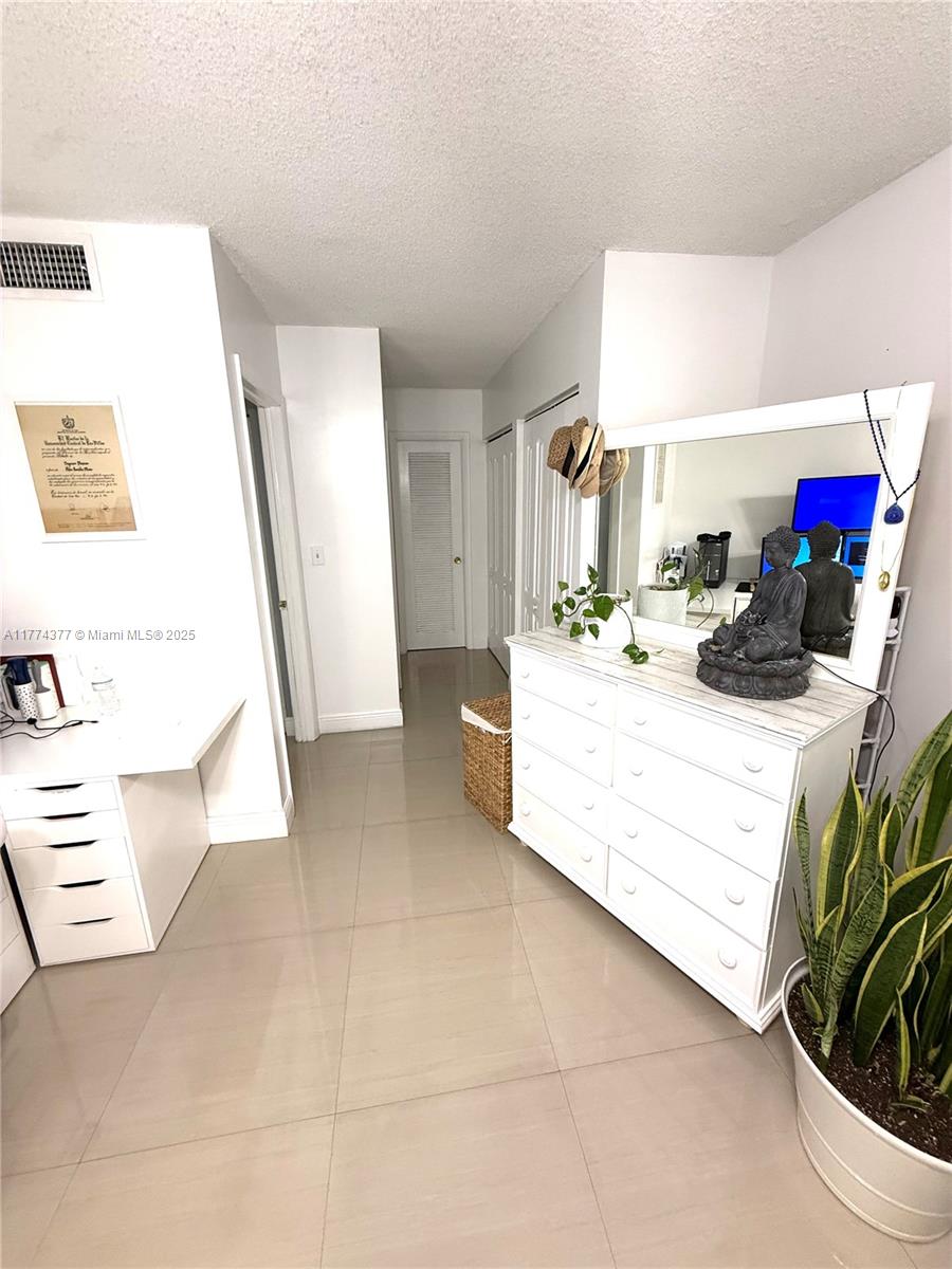 MORADA NO 2 CONDO - Residential