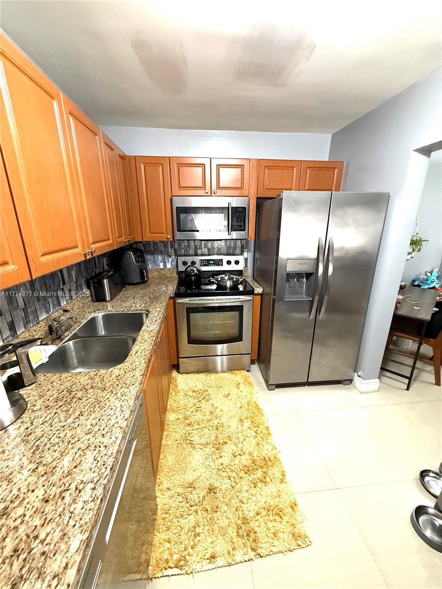 MORADA NO 2 CONDO - Residential