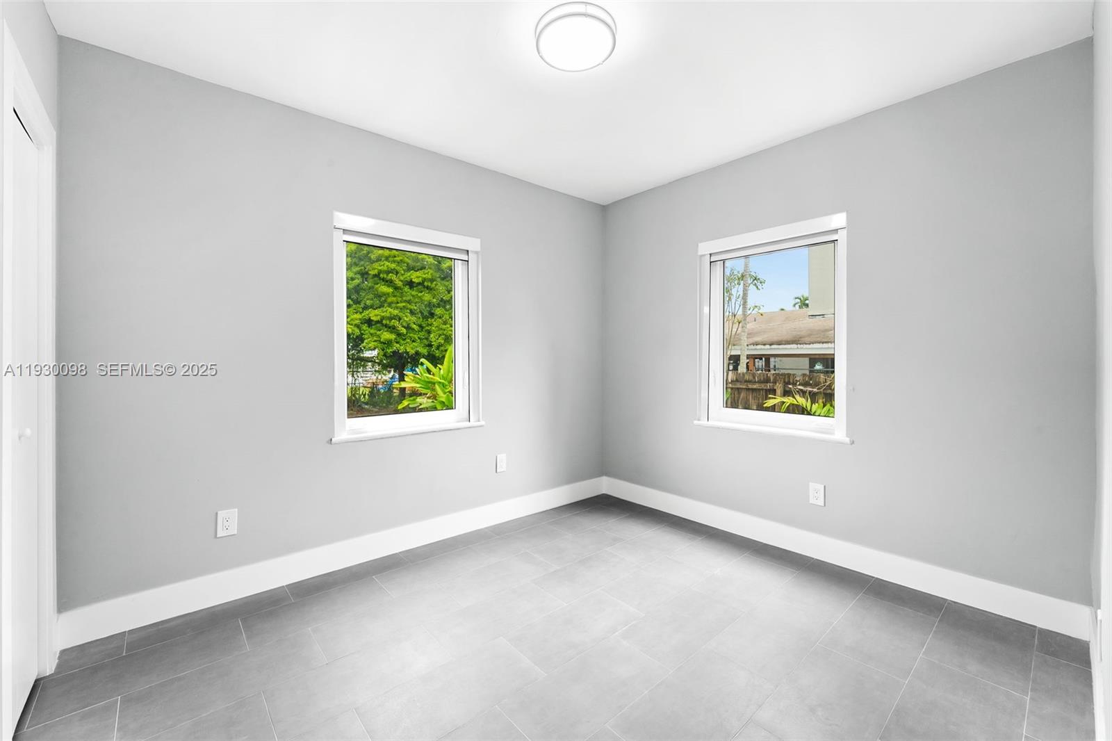 DEL RIO PARK - Residential Lease