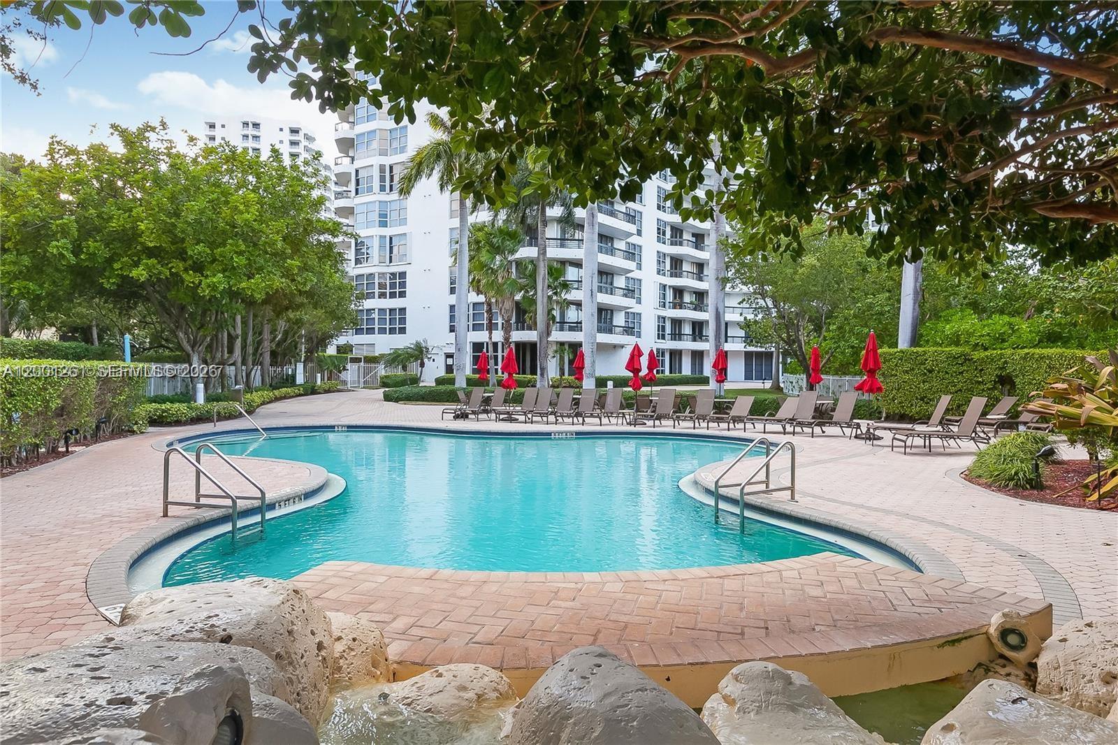 MYSTIC POINTE TOWER 600 C - Residential