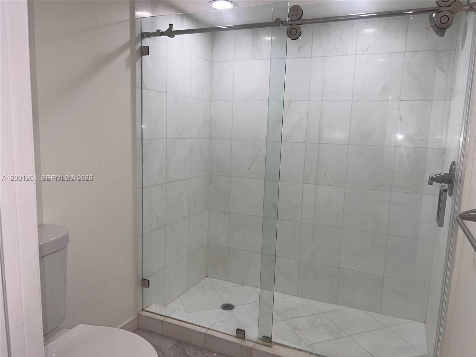 MYSTIC POINTE TOWER 600 C - Residential